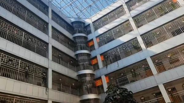 衡水二中教学楼 (图片来源:网络图片)