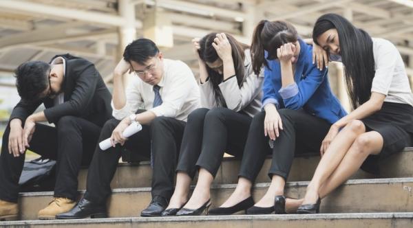 消失数月的青年失业率数据有了新变化。  （图片来源：翻拍）