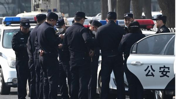 中共对政治敏感人物、持不同政见者、维权人士实施边控、限制出入境的案例屡见不鲜。示意图。(图片来源: Getty Images)