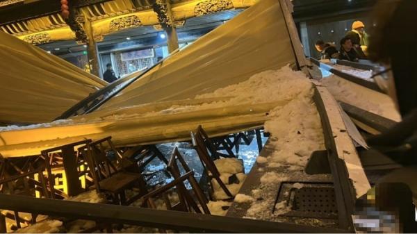 张家界 “ 七十二奇楼 ” 突倒塌22伤。(图片来源:网络图片)