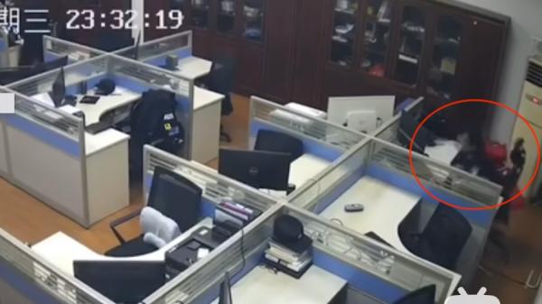 李海祥大年二十九猝死在工作岗位。 (图片来源: 视频截图)