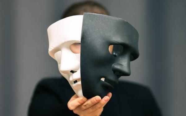 几十年前，梁实秋清醒睿智地看清了中共的真面目。（图片来源：翻拍）