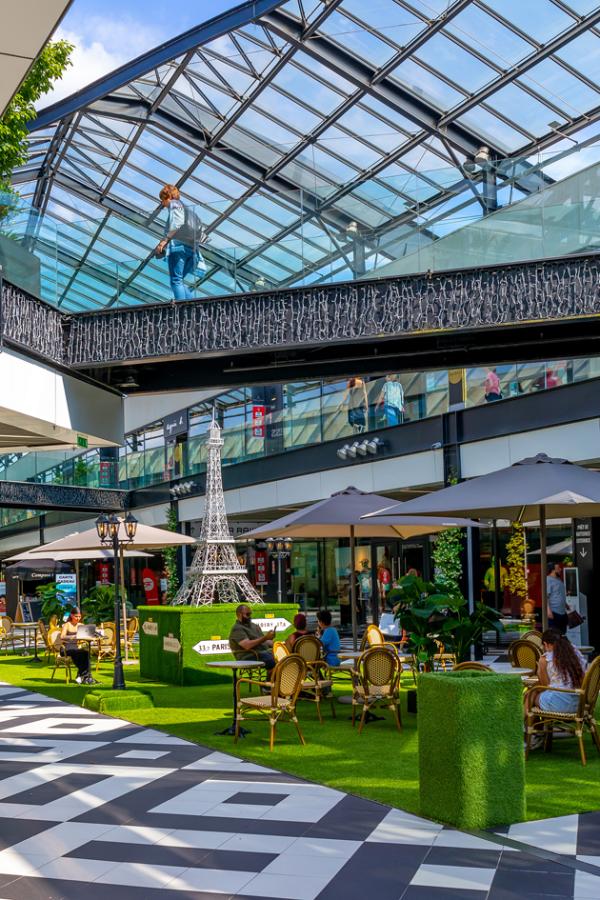 巴黎万娜打折村(图片由巴黎万娜打折村提供)