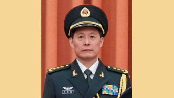 随着陈辉被晋升陆军政委,网传秦树桐出事的传言恐怕非空穴来风。