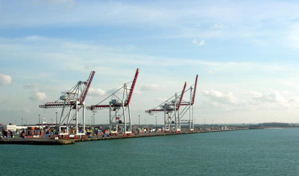 敦刻尔克港口（Remi Jouan/Wikipedia/CC BY-SA 3.0）