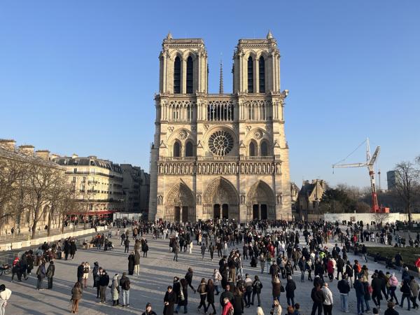巴黎圣母院（摄影：林莲怡/看中国）