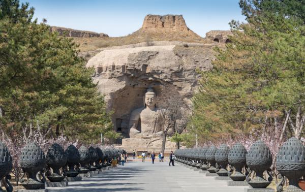 大同古城中的云岗石窟(XIQUINHOSILVA/WIKI/CC BY 2.0)