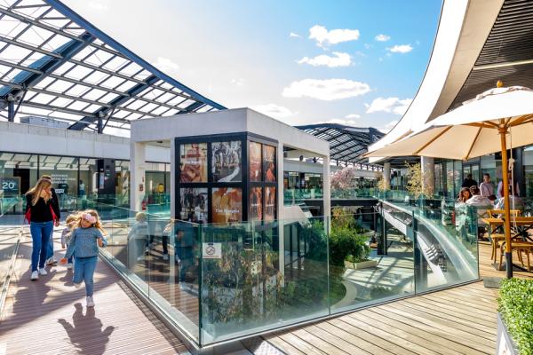 巴黎万娜打折村(图片来源:巴黎万娜打折村)