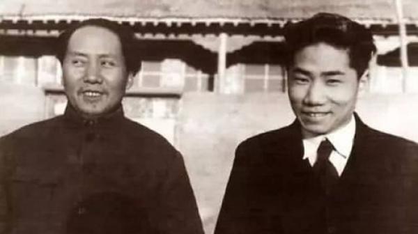 5细节还原毛岸英:本欲镀金三月即回国。图为毛泽东和其长子毛岸英。(网络图片)