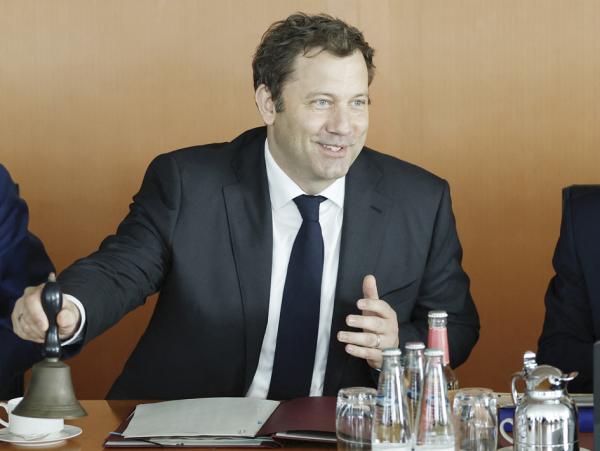 德国财政部长克林贝尔表示,该计划旨在彻底扭转德国的公共投资赤字。(ODD ANDERSEN/AFP via Getty Images)