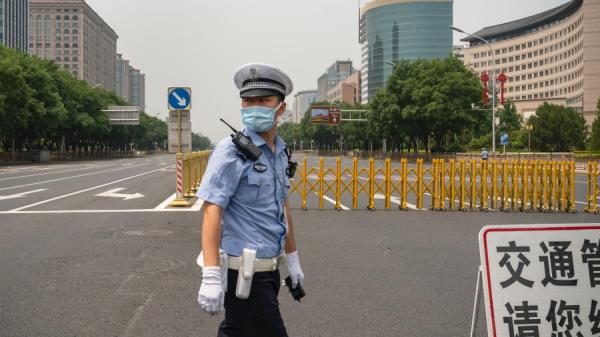 2021年7月1日,北京长安街上通往天安门方向的道路被封闭。(图片来源:Getty Images)