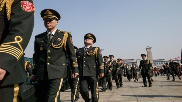 2017年3月3日，中共人民政治协商会议在北京人民大会堂开幕，图为参加会议的中共军人代表。（图片来源：Getty Images）