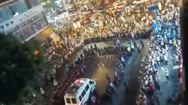 四川省江油市数千人抗议事件持续发酵。(图片来源:视频截图)