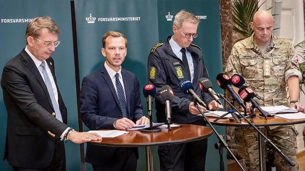 9月25日,丹麦国防部、司法部、国家警察局就近期丹麦多个机场遭遇无人机侵扰事件举行新闻发布会。(EMIL NICOLAI HELMS/Ritzau Scanpix/AFP via Getty Images)