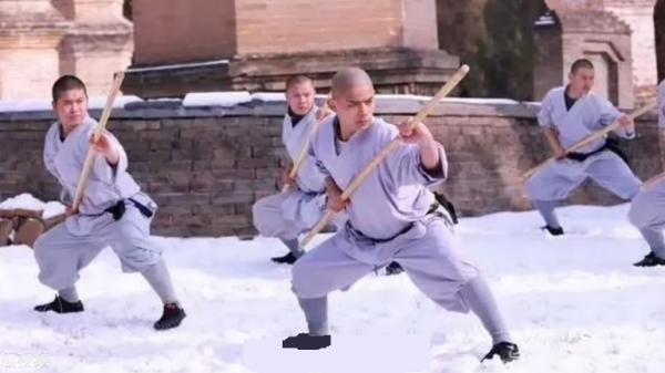 “少林最帅武僧”秋风。(图片来源:网络图片)