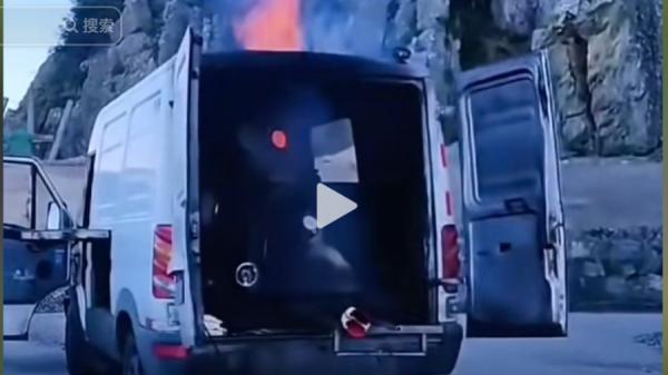 大陆移动宠物火化车。(图片来源:抖音截图)