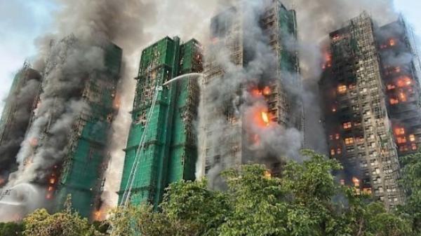 香港宏福苑大火存在隔栋燃烧等诸多疑点。(图片来源:网络图片)