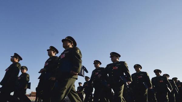 军队代表入京开会（MARK RALSTON/AFP/Getty Images）