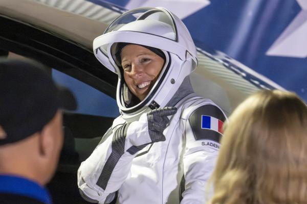 本次前往国际空间站的法国女宇航员阿登诺（Jim WATSON / AFP via Getty Images）