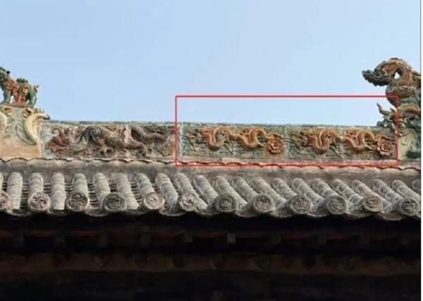 山西平顺县的夏禹神祠“元明三彩琉璃龙纹构件”失窃十年后在大陆二手交易平台公开售卖。（网络截图）