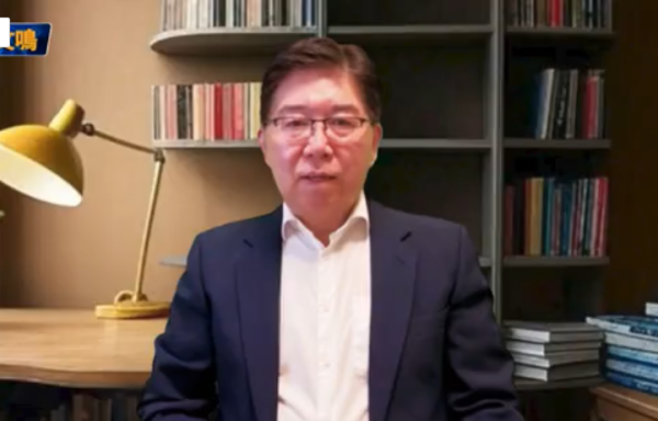 自媒体“Edward文鸣” (图片来源:视频截图)