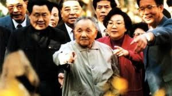 邓小平南巡。 (图片来源: 网络图片)