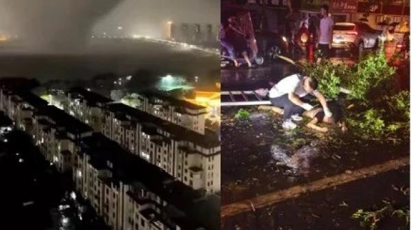 近日,湖北龙卷风横扫部分居民区,有人被狂风吸出后坠楼身亡。(图片来源:视频截图)