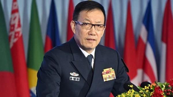 2025年9月18日,中共国防部长董军在北京国际会议中心举行的香山论坛开幕式上致辞。(图片来源:GREG BAKER/AFP via Getty Images)