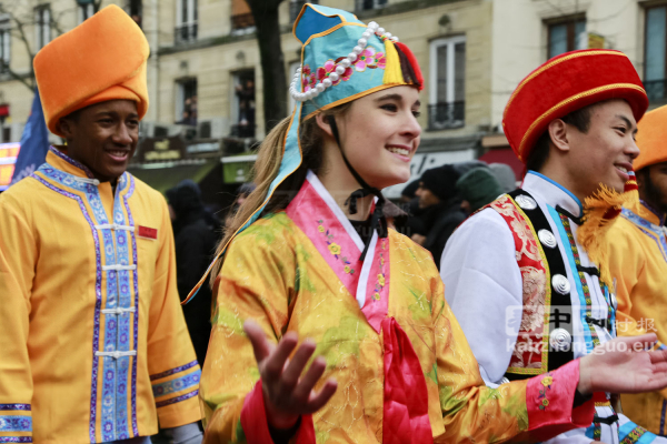 巴黎13区欢庆中国新年游行组图(图组1)