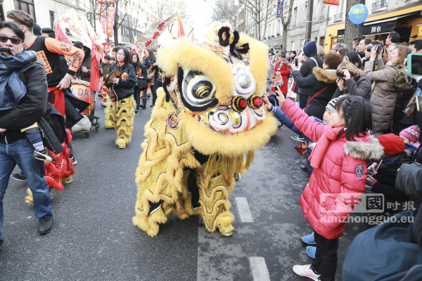 巴黎13区新年大游行(图组4)