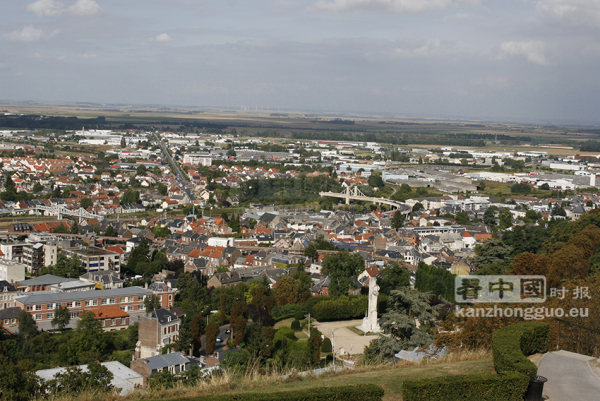 法国昔日首都拉昂 (Laon)迎来中世纪节