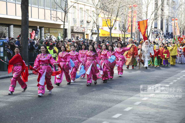 巴黎13区新年彩妆大游行(图组2)