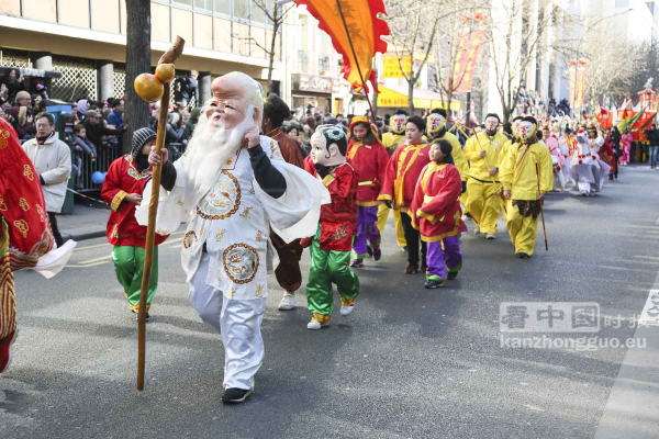 巴黎13区新年彩妆大游行(图组2)