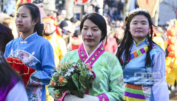 巴黎13区新年彩妆大游行(图组4)