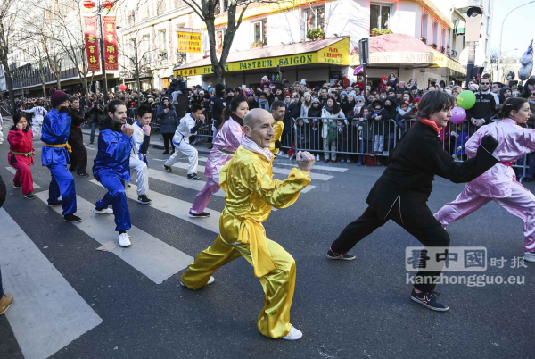 巴黎13区新年彩妆大游行(图组4)