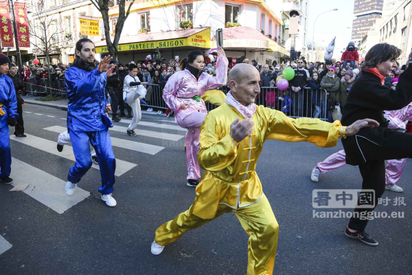 巴黎13区新年彩妆大游行(图组4)