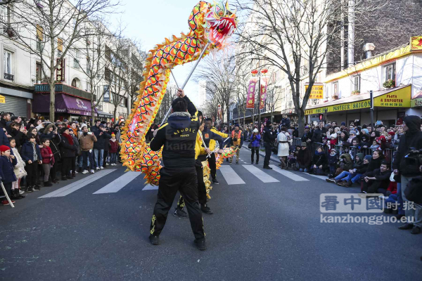 巴黎13区新年彩妆大游行(图组5)