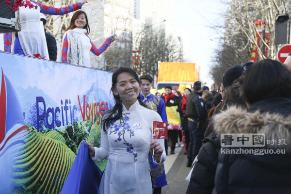 巴黎13区新年彩妆大游行(图组5)