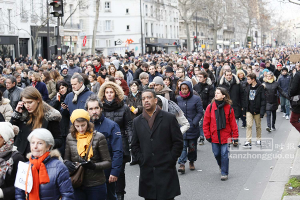 巴黎反恐大游行150万人 史无前例 (图组3) La plus grande manifestation enregistrée dans l'histoire de France (III) 巴黎反恐大游行150万人 史无前例 (图组3) La plus grande manifestation enregistrée dans l'histoire de France (III)