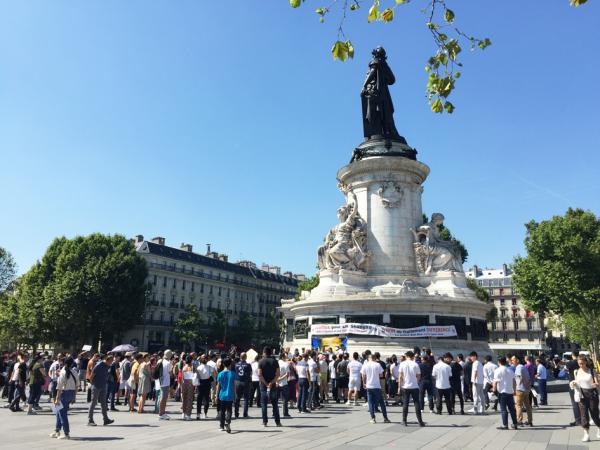 当日在共和广场上的集会现场。（摄影：林莲怡/看中国）